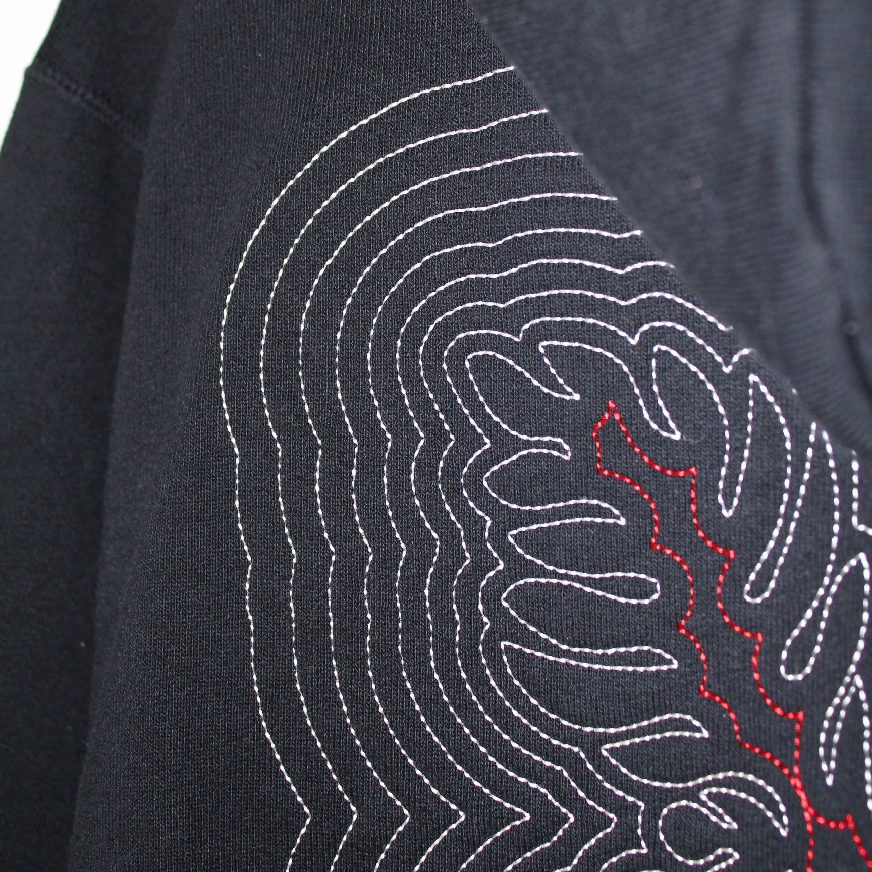 Pullover Hoodie(Laua'e outline Embroidery)