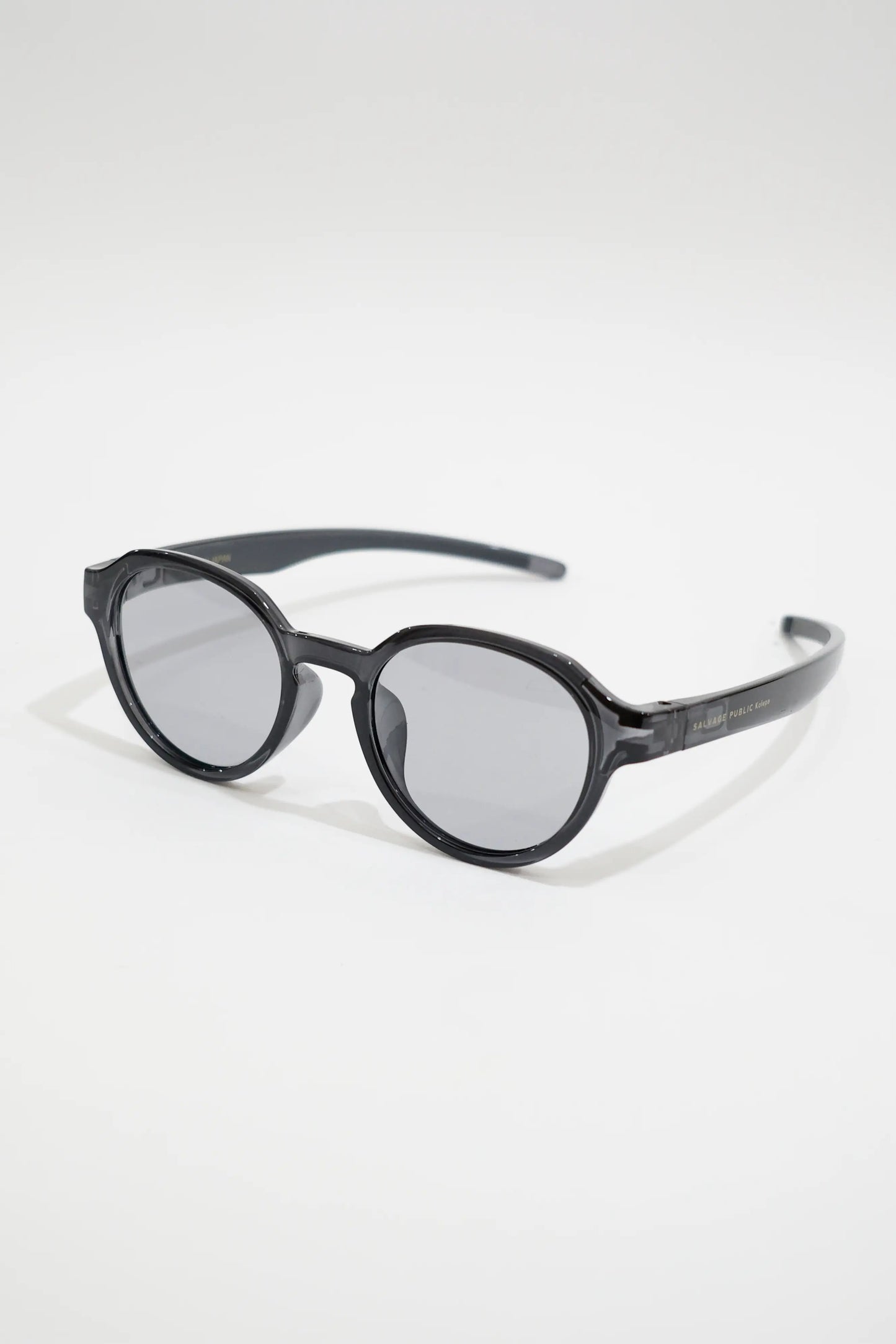 POLOLEI（Black with Polarised Photochromic Grey lenses）
