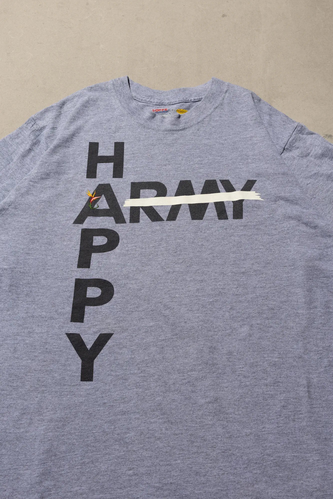 HAPPY Tee