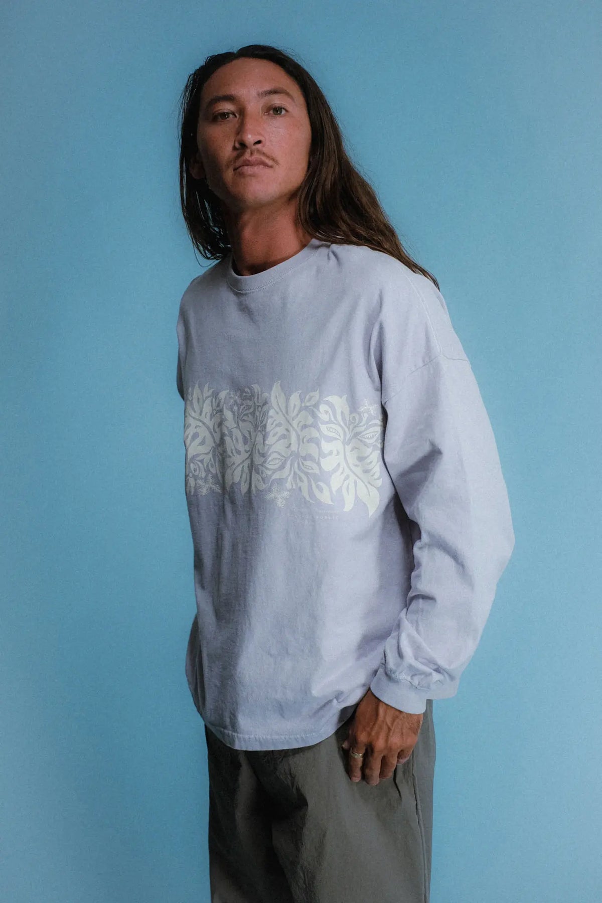 Pigment L/S Tee(Laua'e Border)