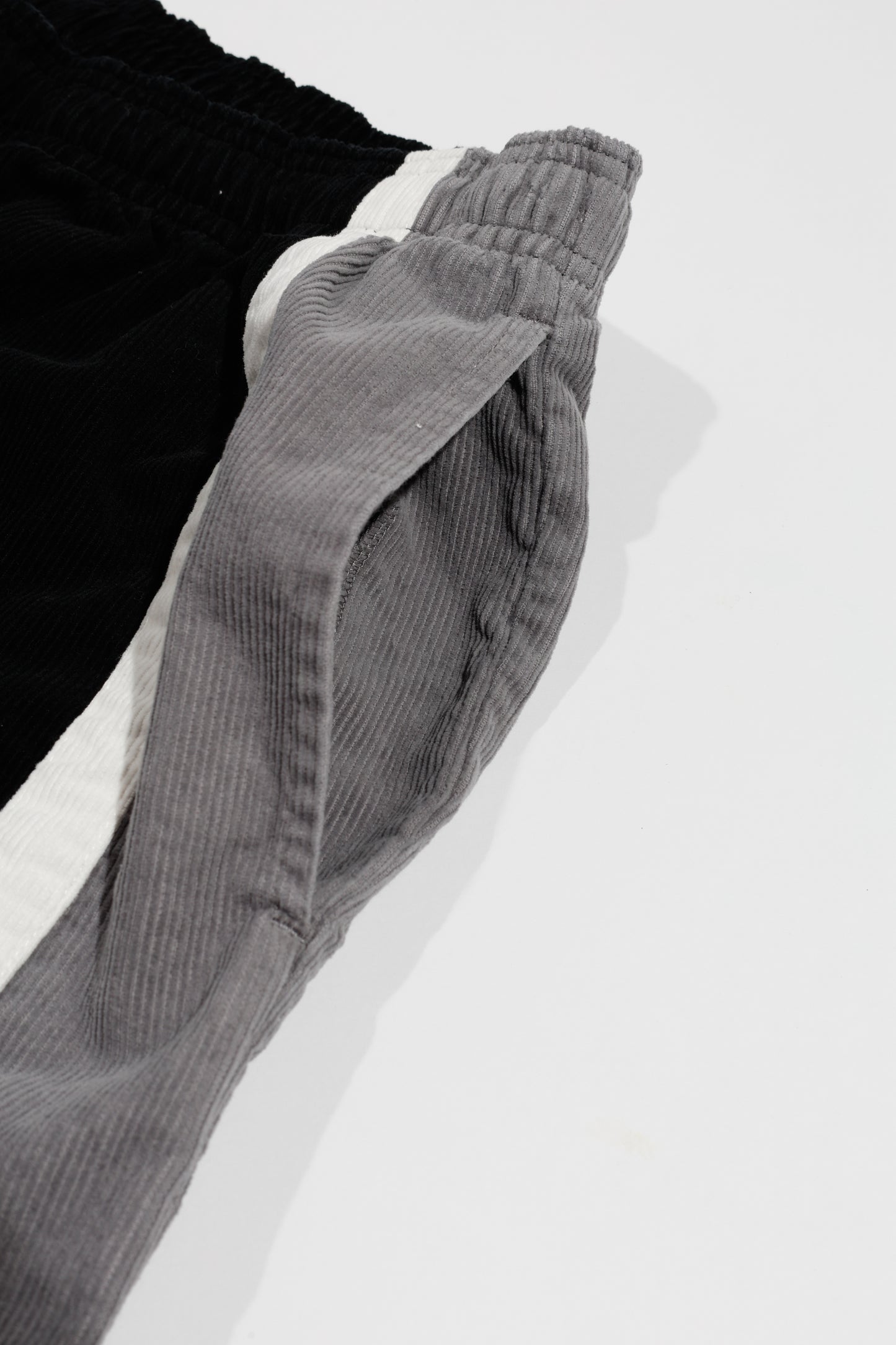 Auahi Corduroy Stripe Shorts