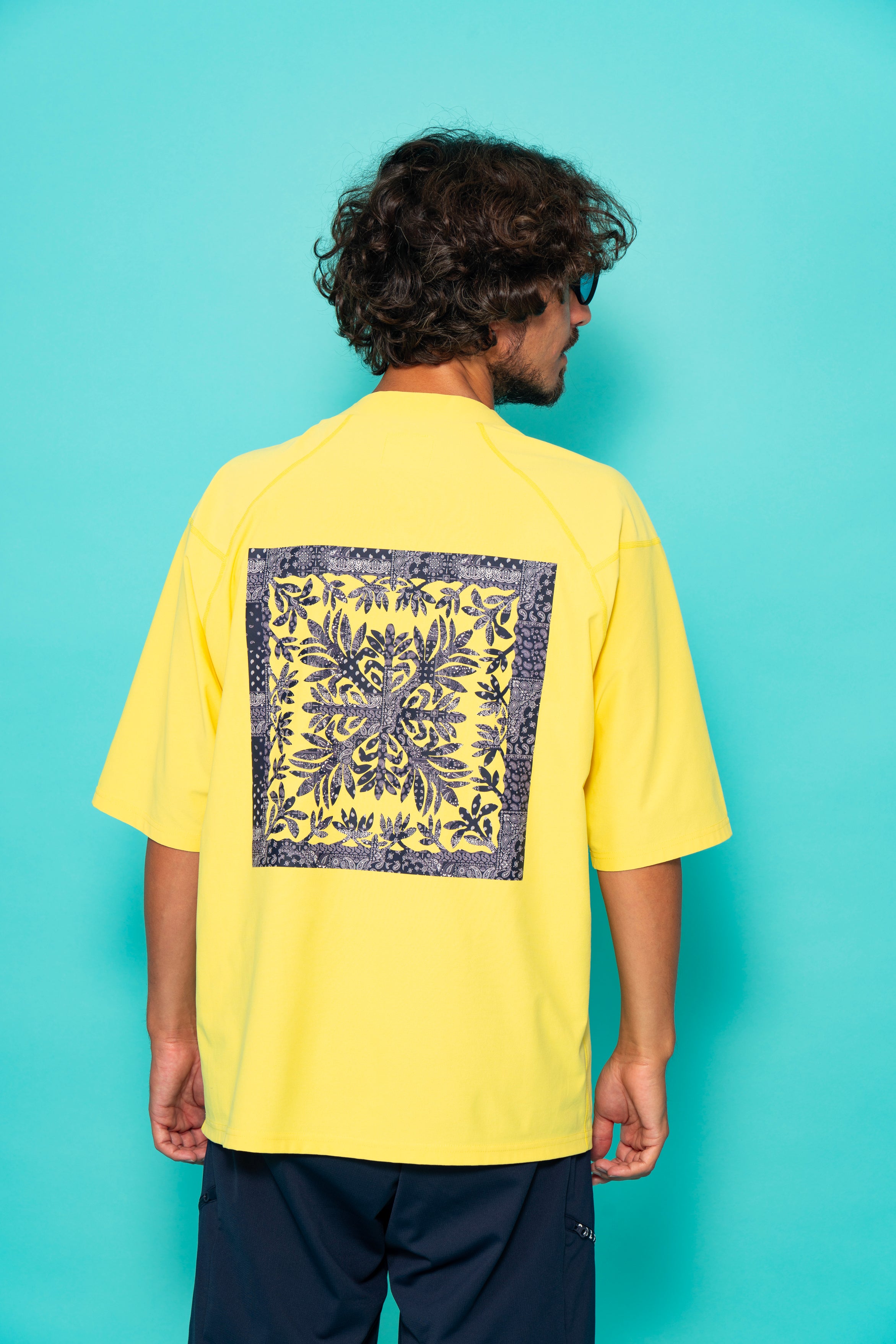 SURF Mockneck S/S (TI LEAF Paisley) – SLOW TEMPO