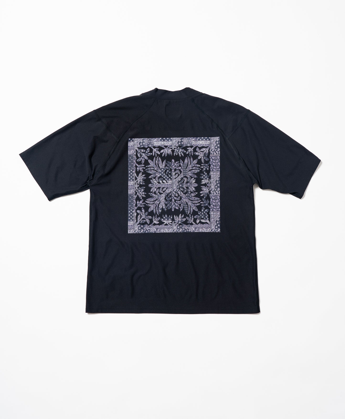 SURF Mockneck S/S (TI LEAF Paisley)