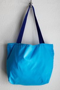 ATMOSPHERE SHOPPING TOTE