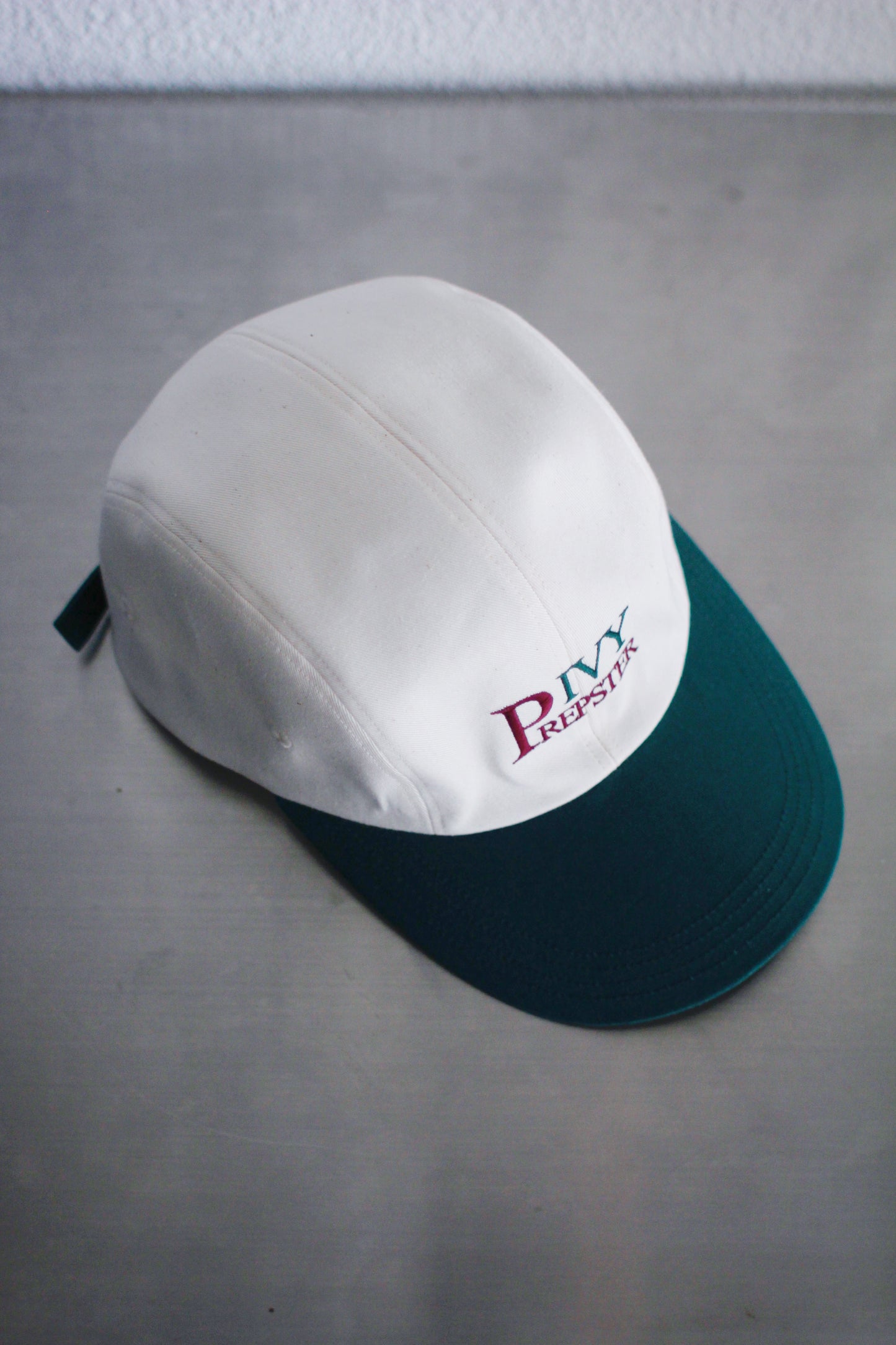 Newport 4Panel Cap/Two-tone coler