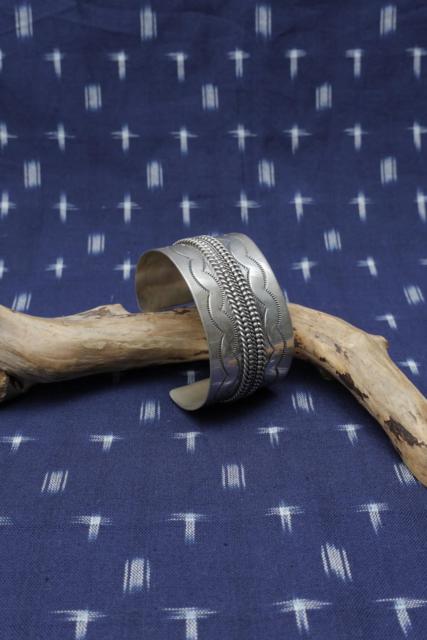 Indian jewellery Manuel Tahe bangle