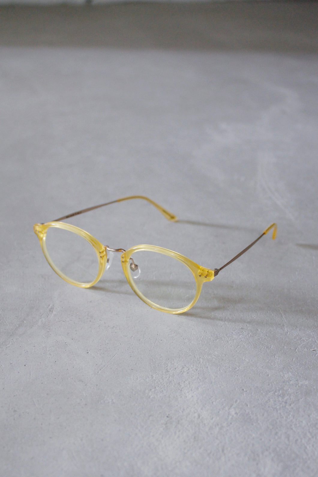 SVPC UWEA (Apricot with PC Clear Lenses)